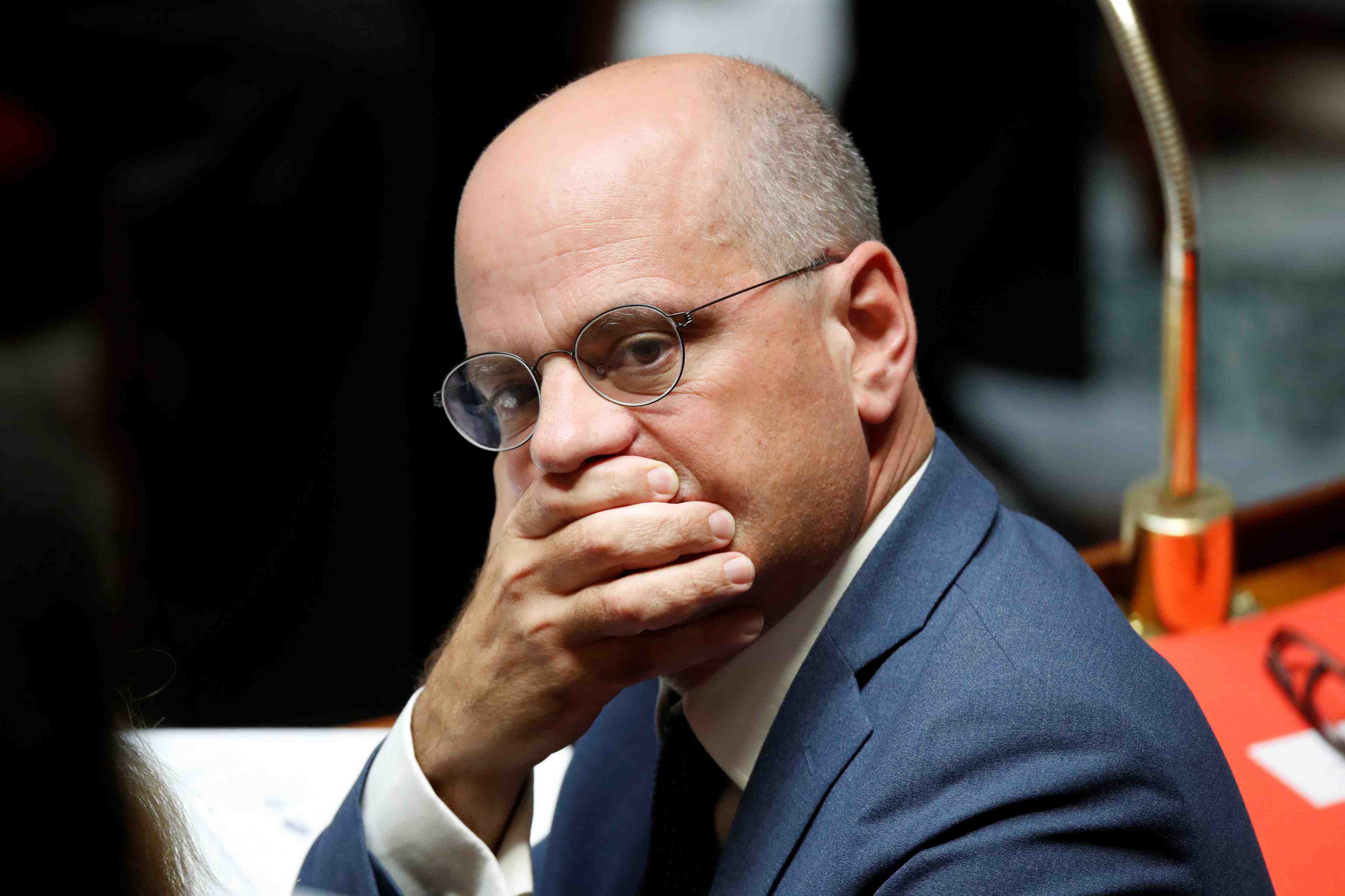 Blanquer annonce la suppression de 1.800 postes dans l'education nationale
