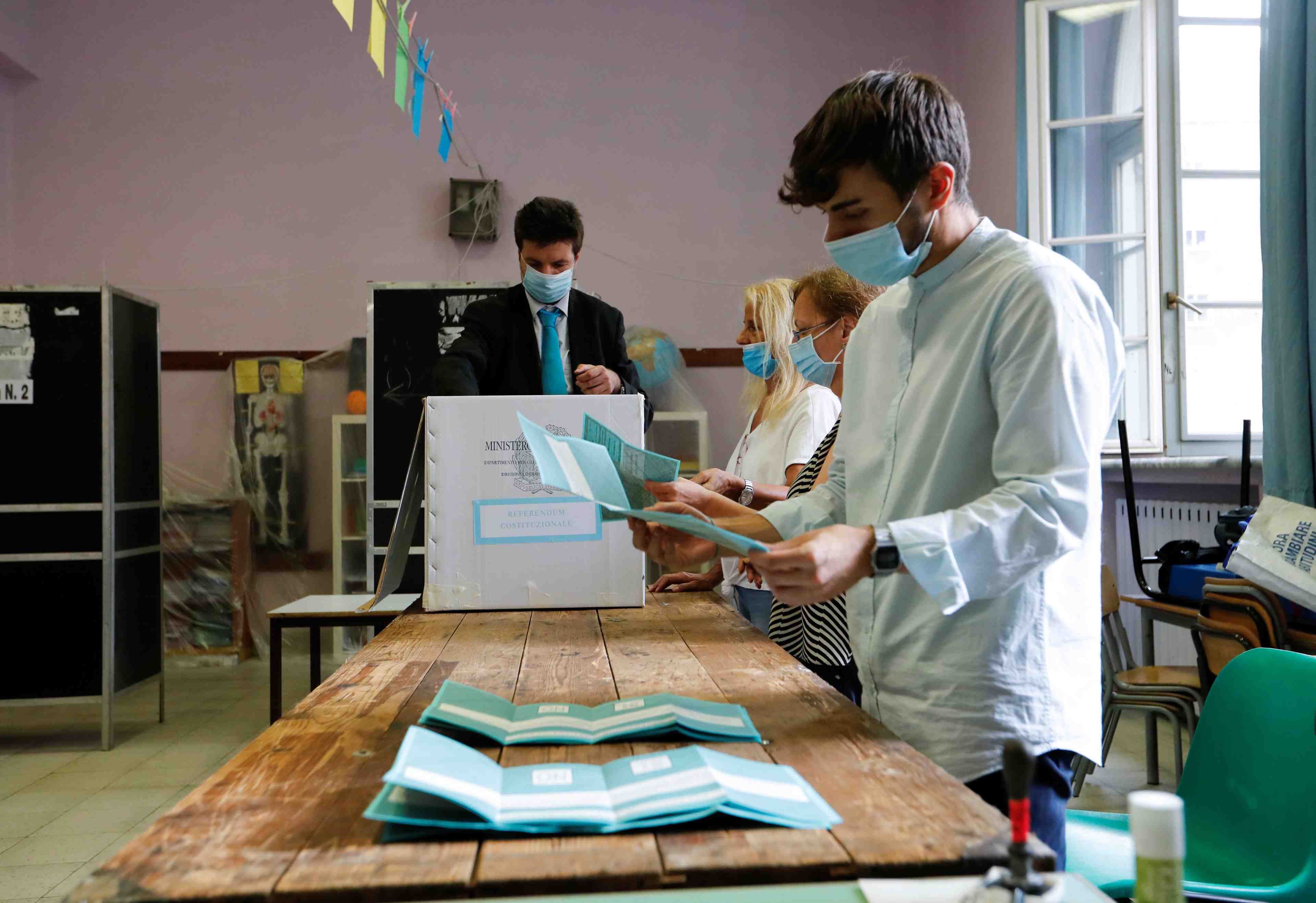 Italie: le centre-gauche conserverait de justesse la toscane