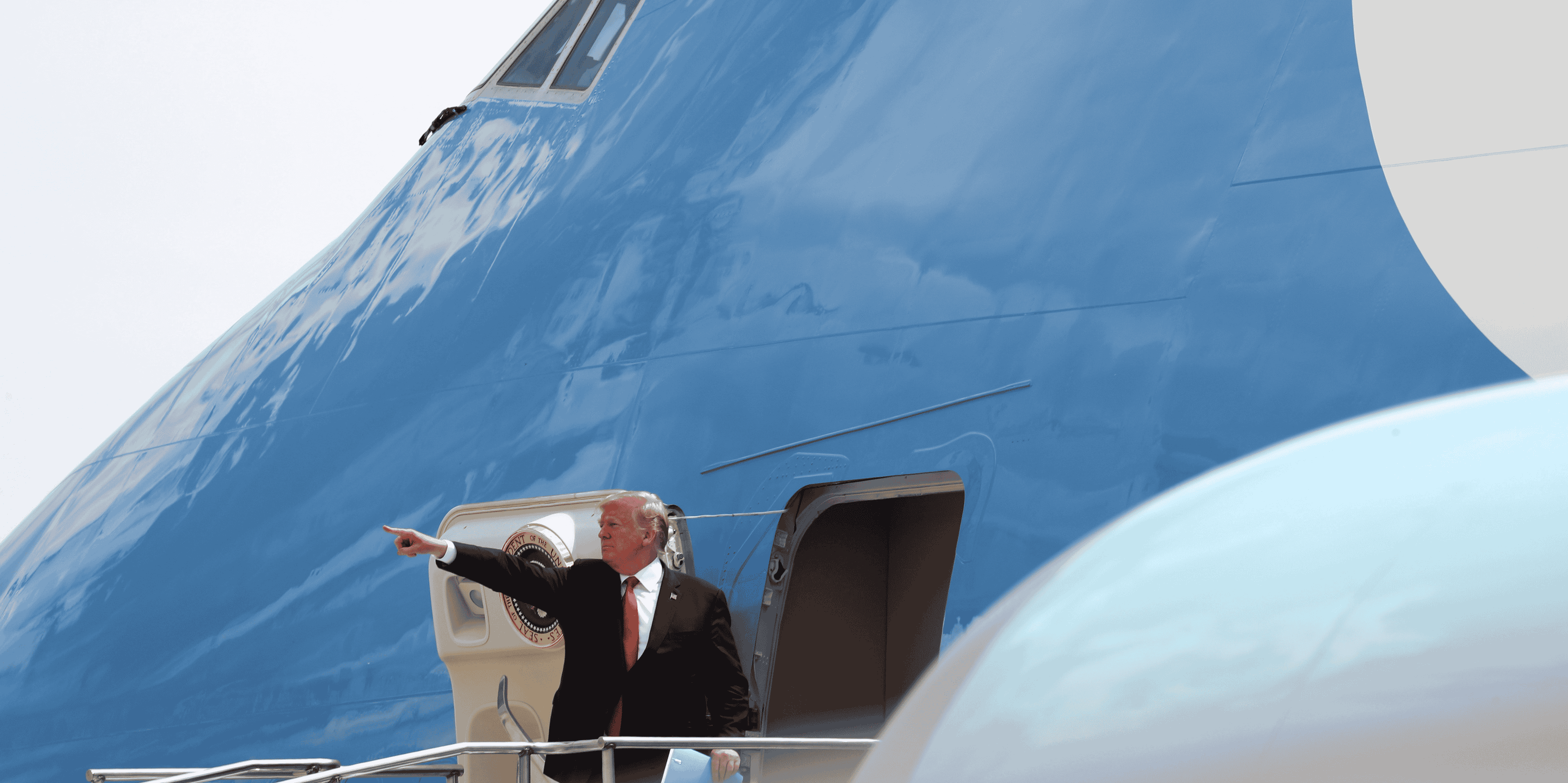 Trump annonce des droits de douane sur tous les produits mexicains