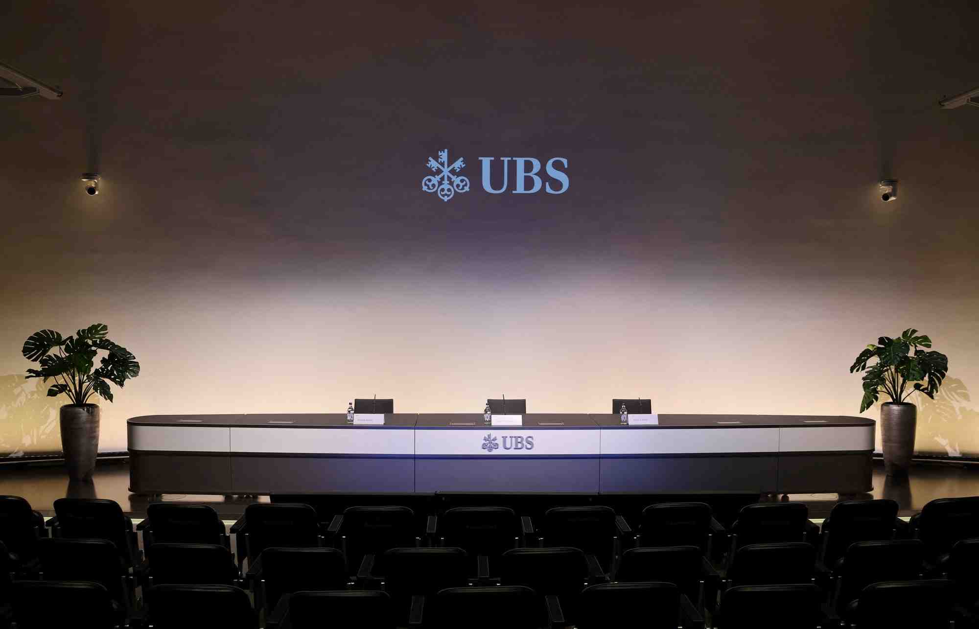 Photo du logo d'ubs lors d'un conference de presse a zurich