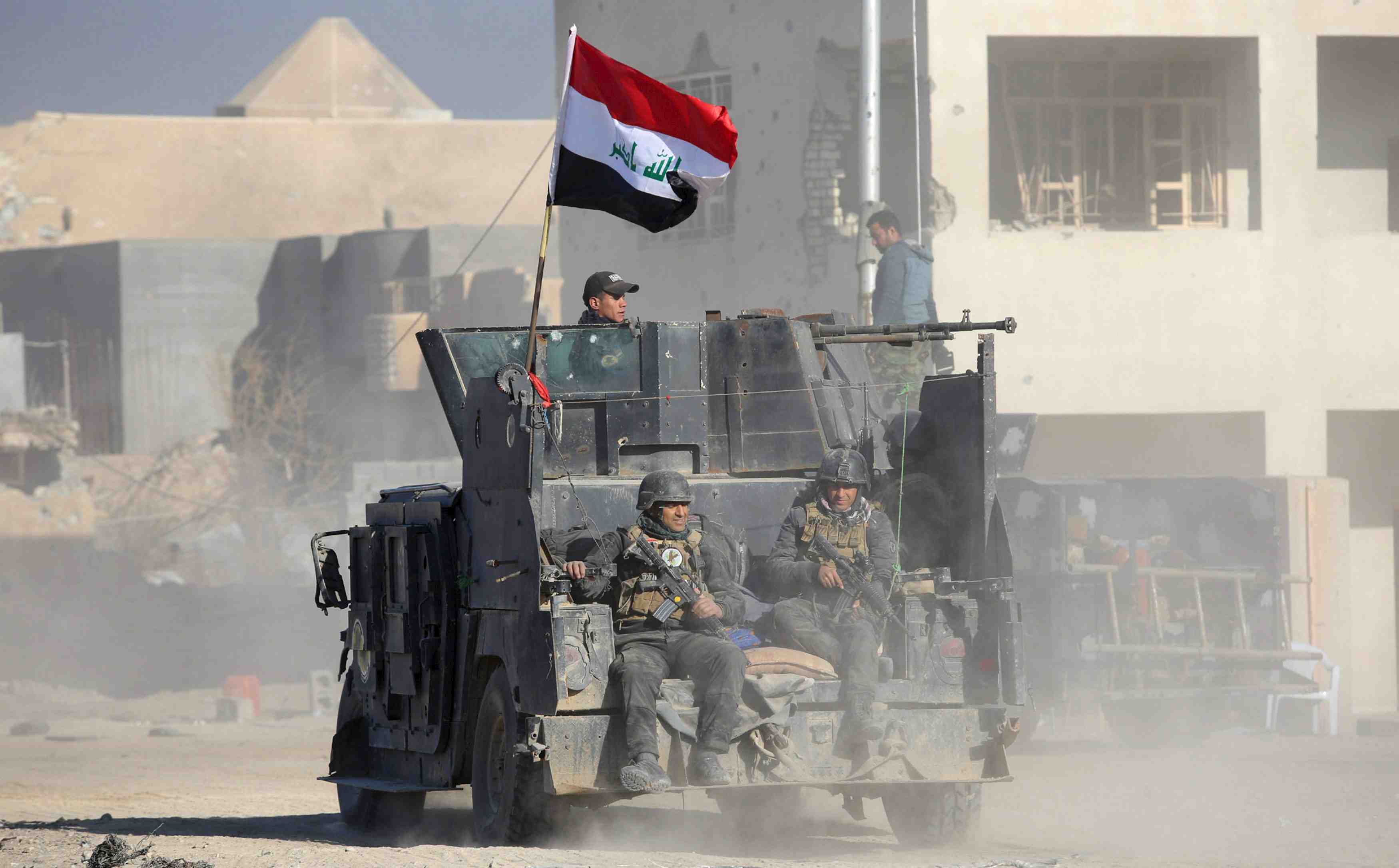 Environ 700 combattants de l'ei se cacheraient toujours a ramadi