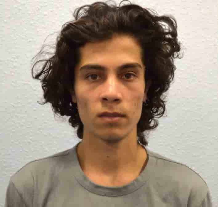 L'auteur d'un attentat dans un train de londres ecope de 34 ans de prison