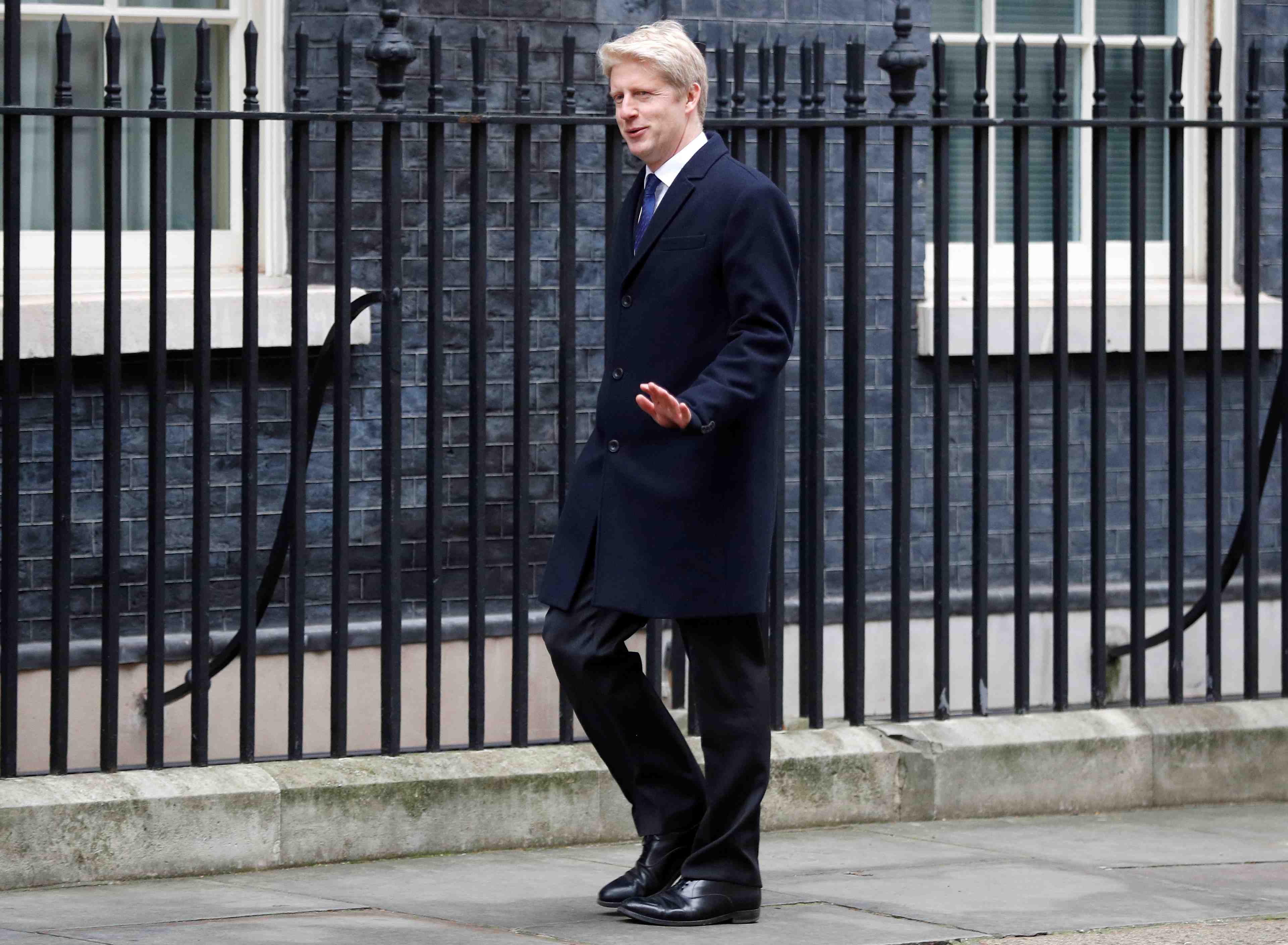 Brexit: jo johnson, frere de boris, demissionne du gouvernement may