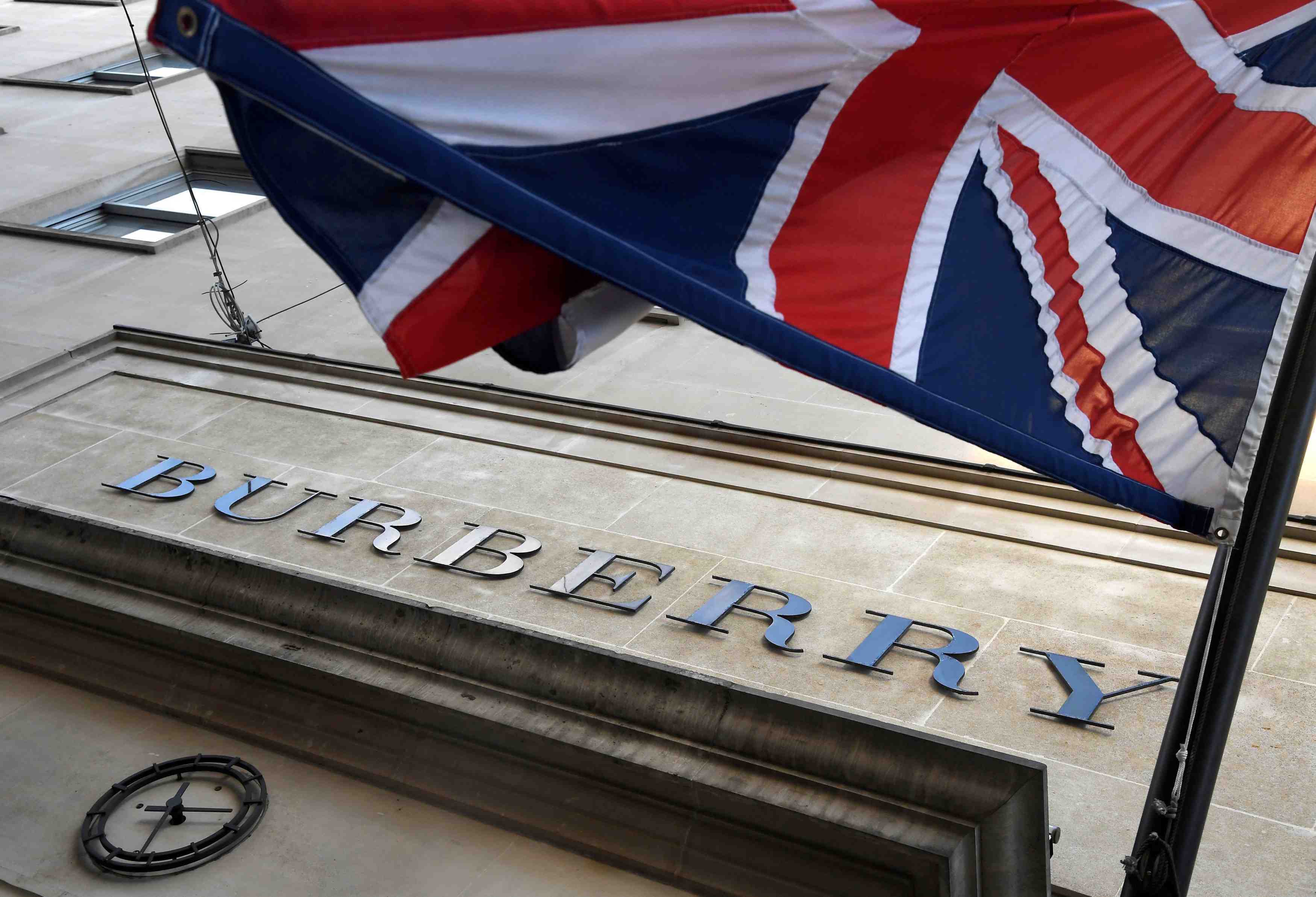 Burberry: hausse de 3% des ventes au 1er trimestre