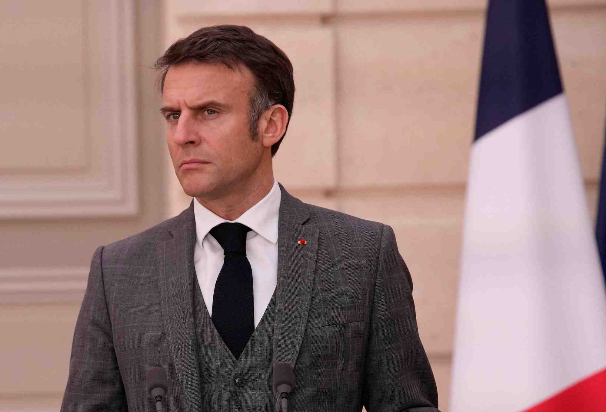 Le president emmanuel macron accueille les partis politiques a l'elysee