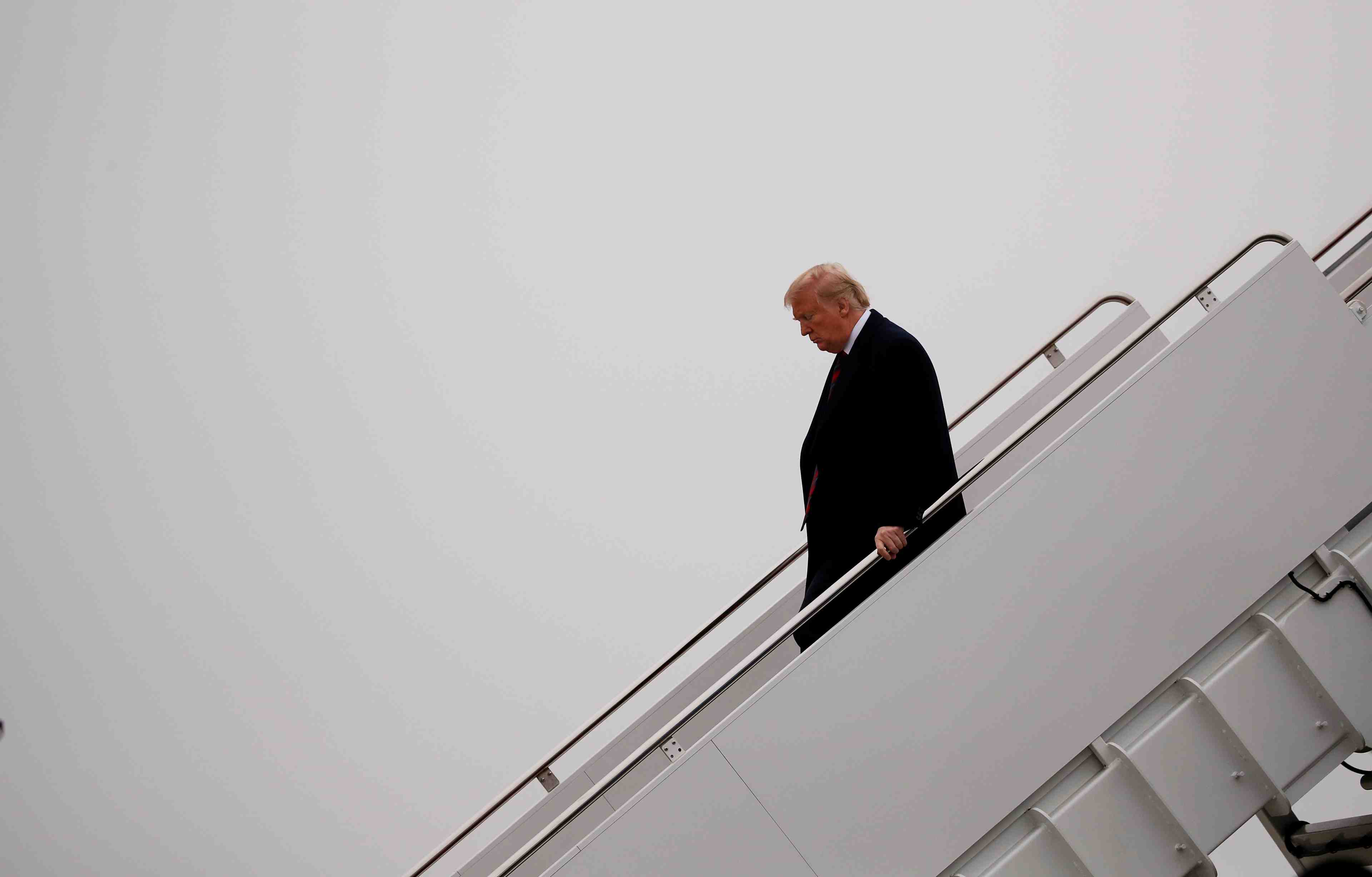 Trump a discute jusqu'en novembre 2016 d'une tour a moscou