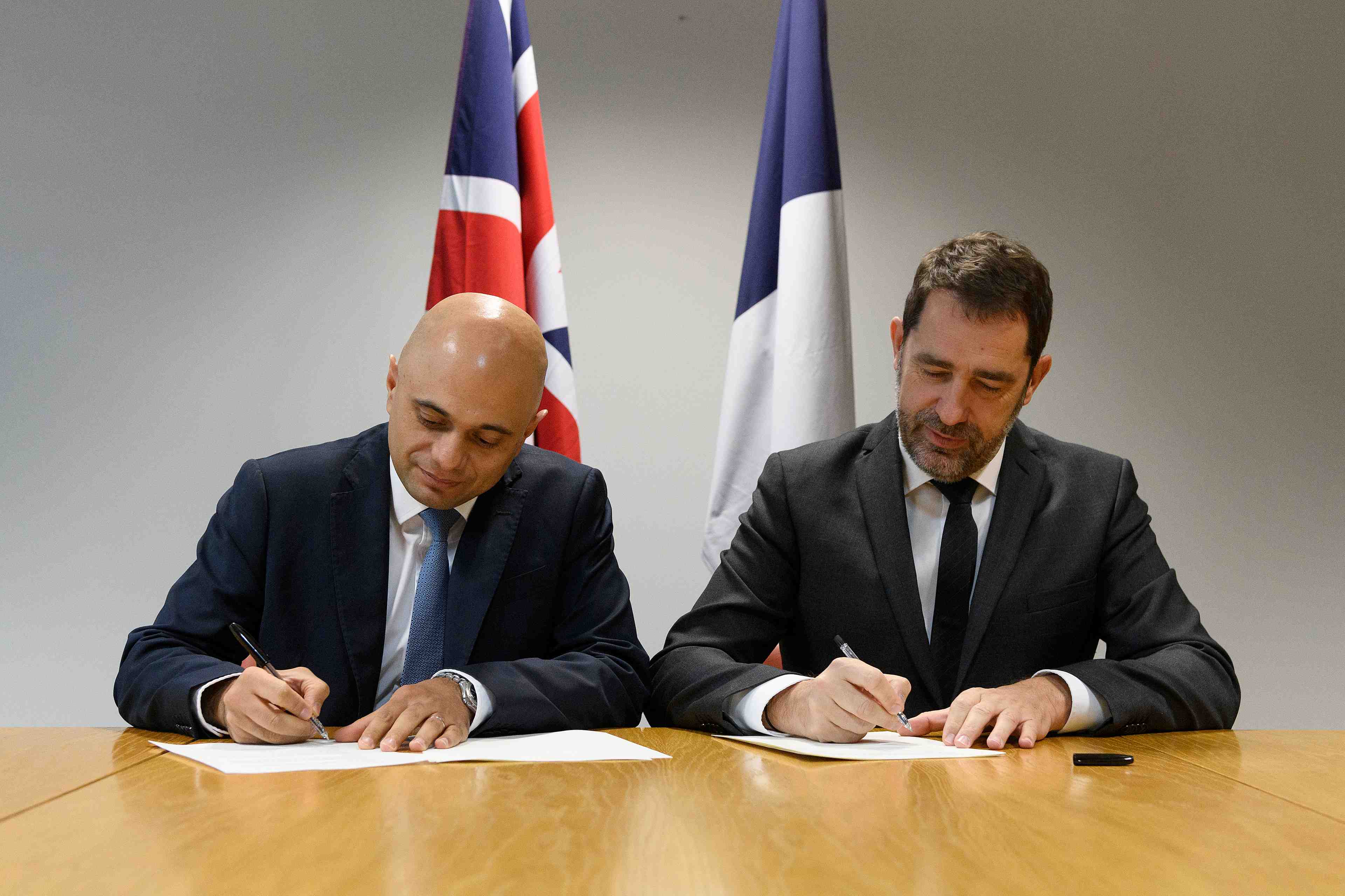 Plan franco-britannique contre les clandestins de la manche