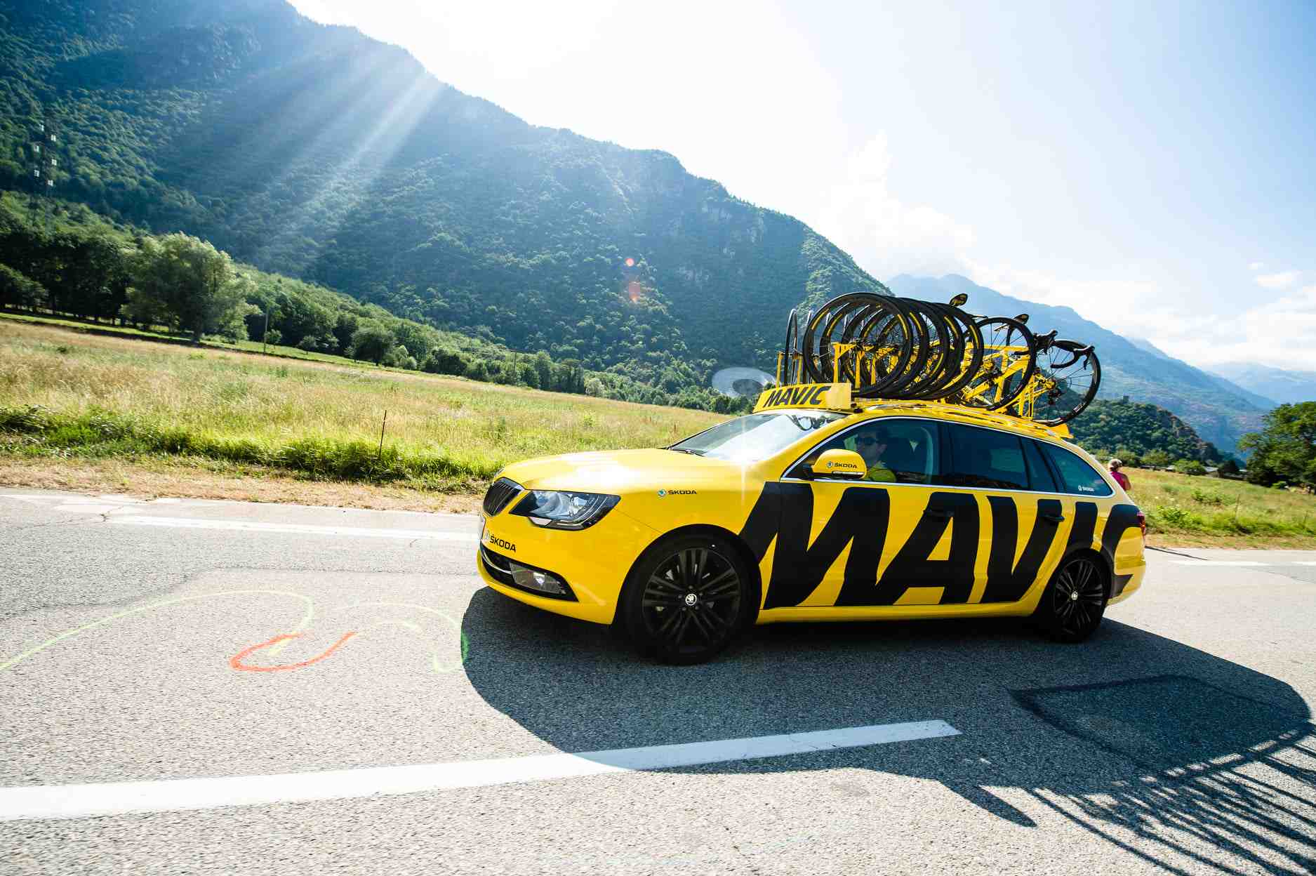 En attendant qu'une nouvelle page s'ouvre pour Mavic, la participation de la marque à la prochaine Grande Boucle, qui doit partir de Nice le 29 août prochain, semble désormais assurée.