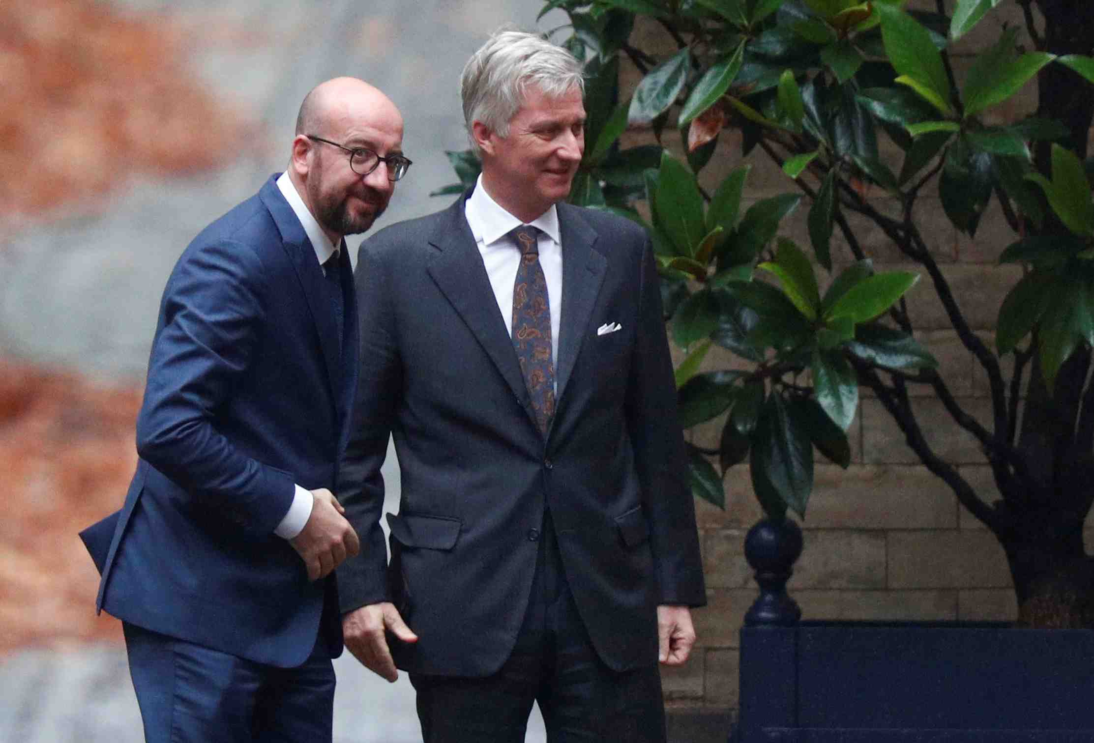 La demission du premier ministre belge acceptee par le roi