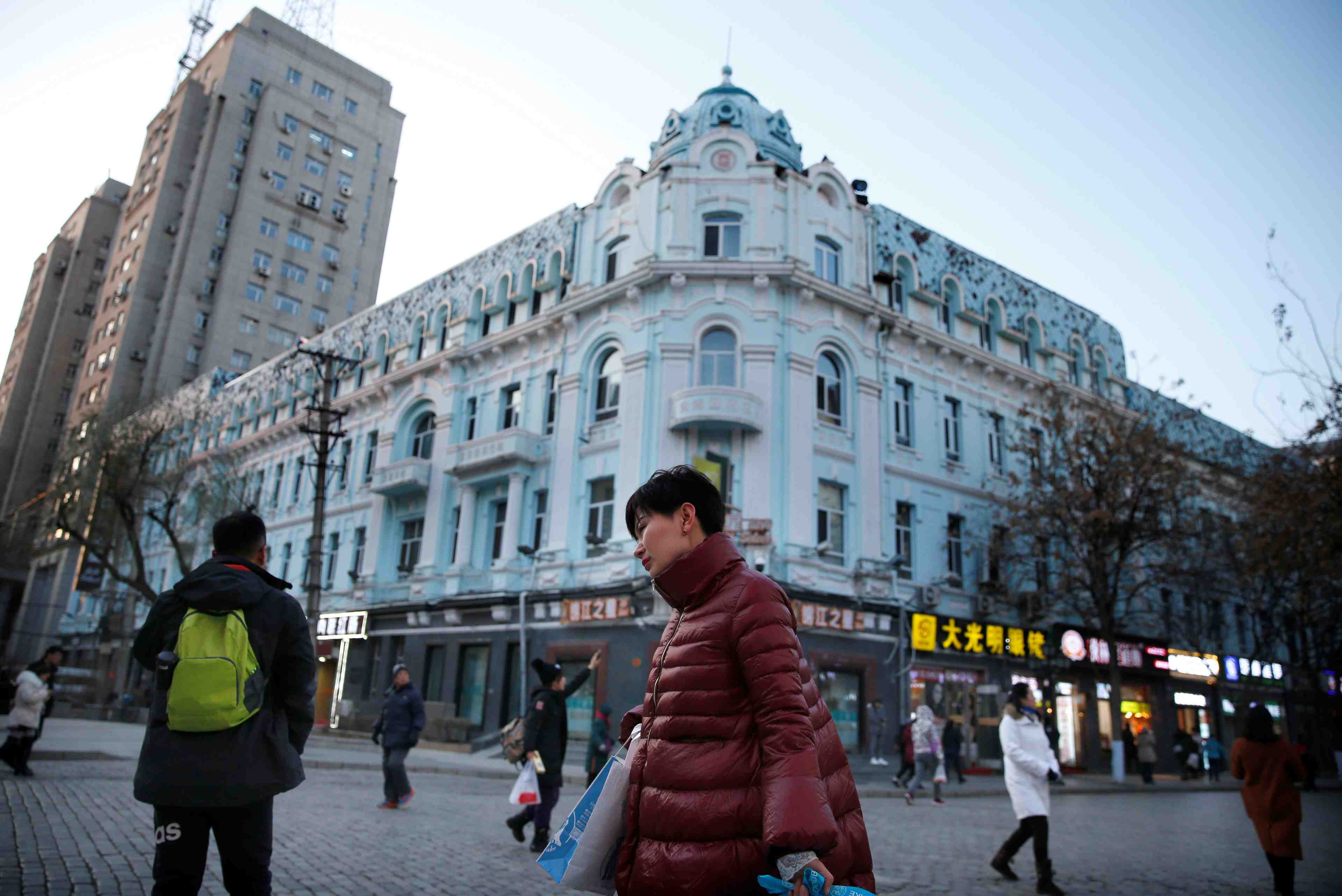 Coronavirus: la ville chinoise d'harbin partiellement confinee