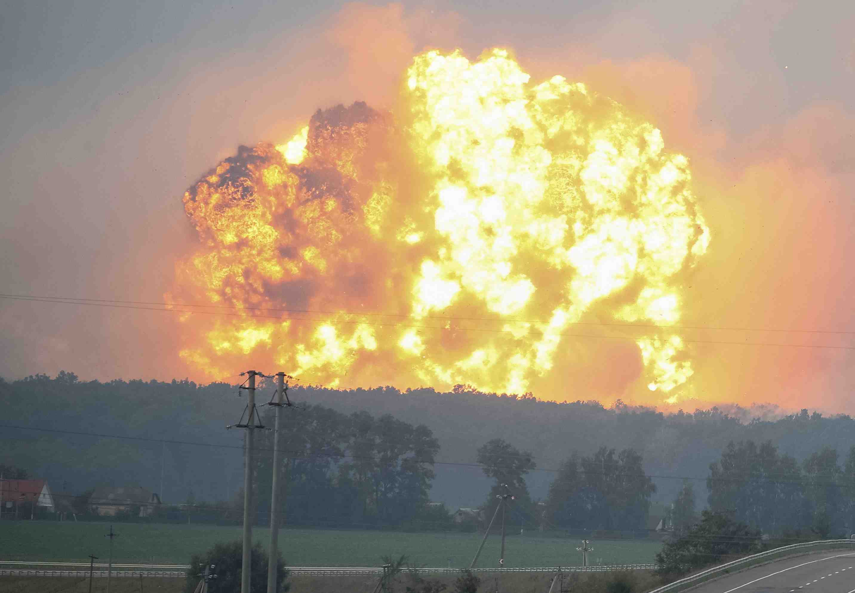 L'armee ukrainienne amoindrie par l'explosion de depots de munitions