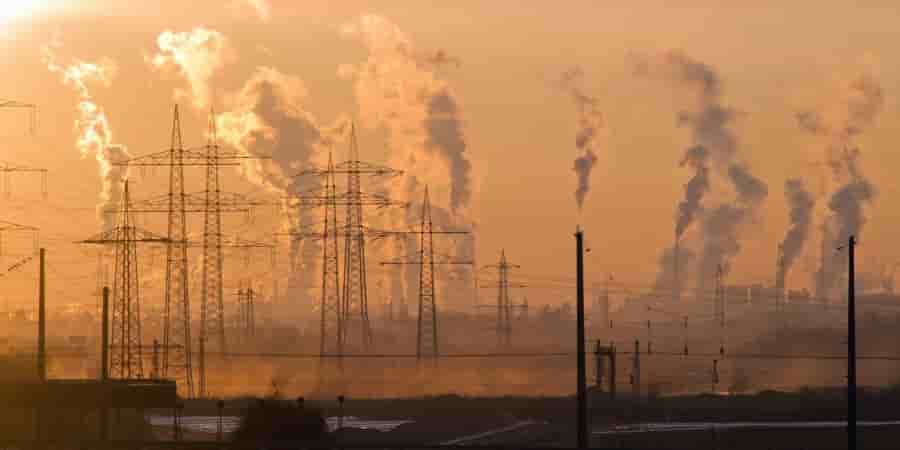 En France, la pollution de l'air génère au moins 48 000 décès prématurés par an.