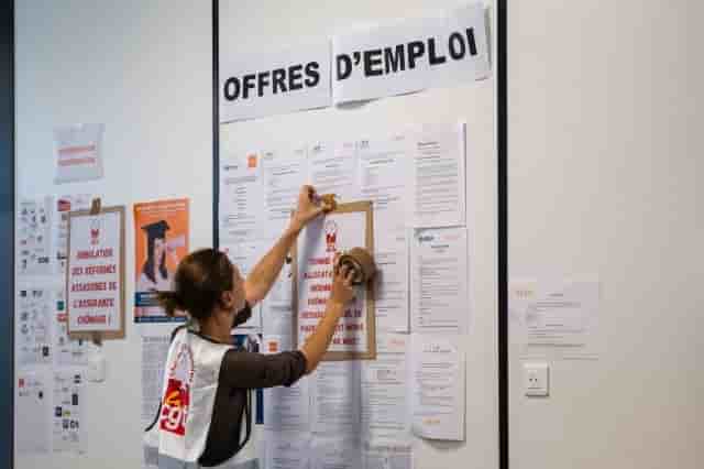 Le nombre de demandeurs d'emploi sans activité (catégorie A de Pôle emploi) a augmenté de 0,6% au troisième trimestre. Une première depuis plusieurs mois.