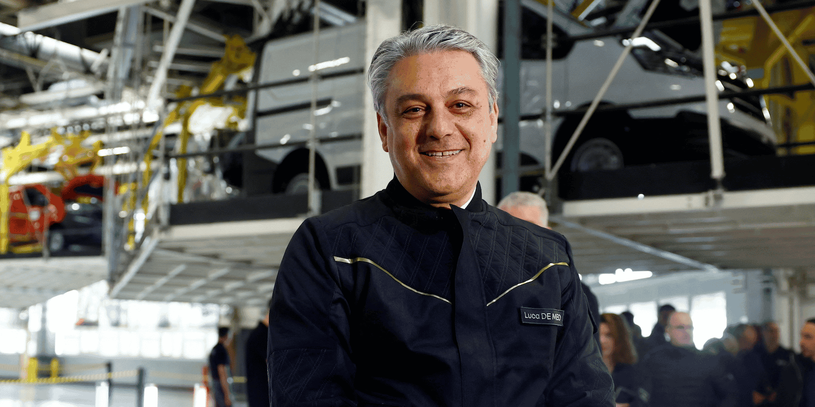 Luca de Meo, le patron de Renault, appelle l'UE à reporter une obligation de baisse des émissions de CO2 pour l'année prochaine.