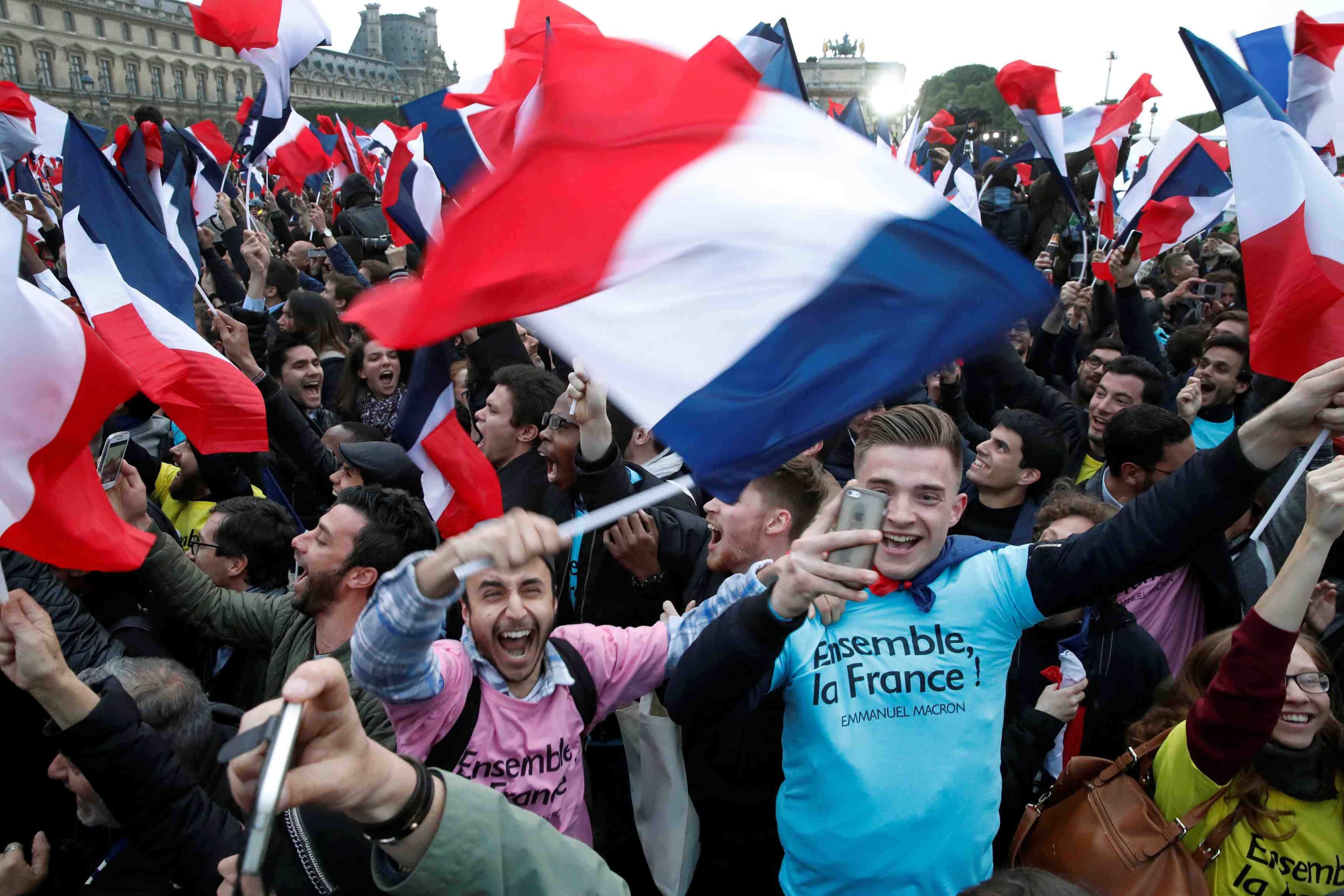Macron aurait remporte plus de 66% des suffrages