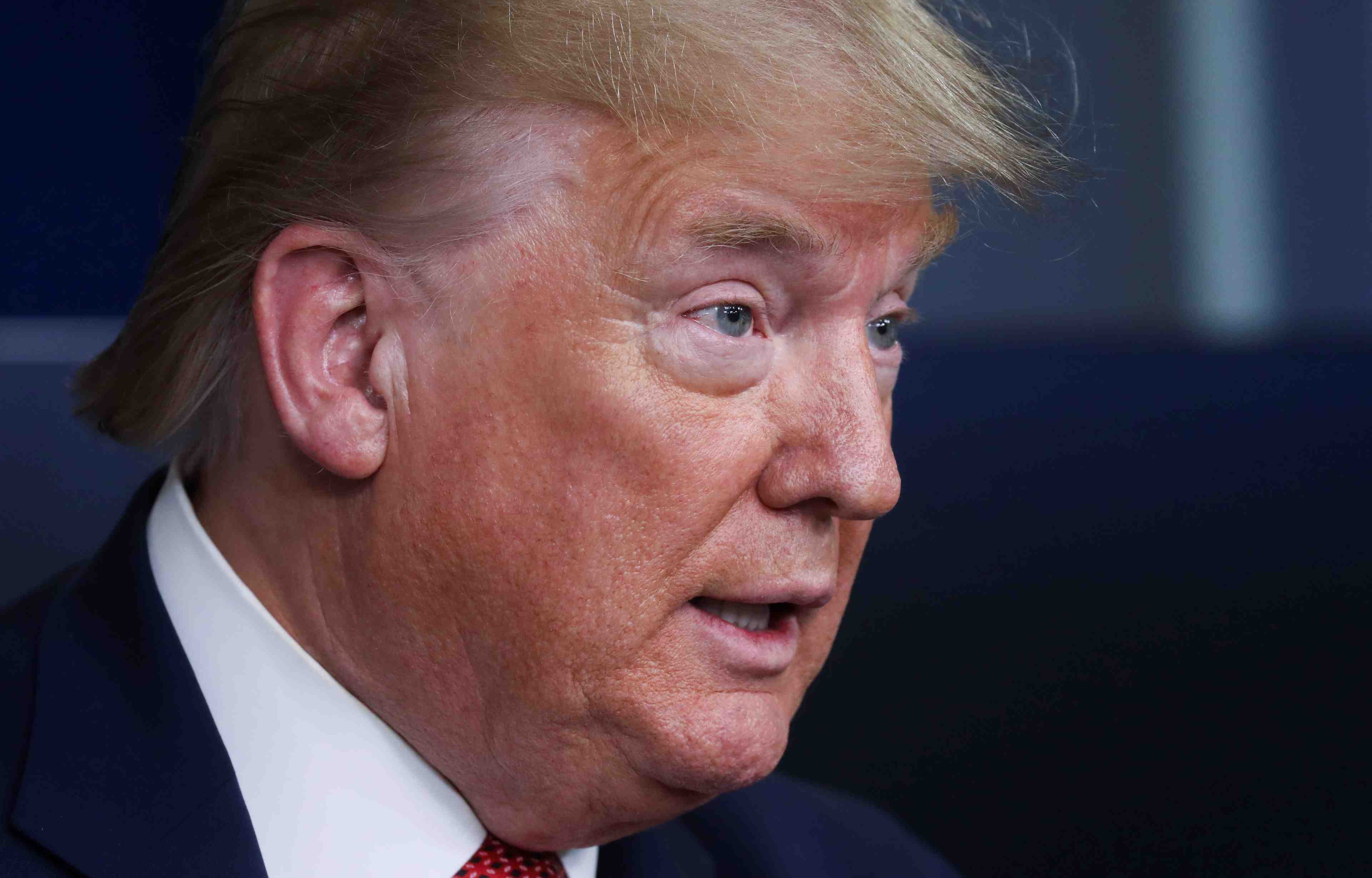 Coronavirus/usa: trump devoile une reprise en trois phases de l'activite