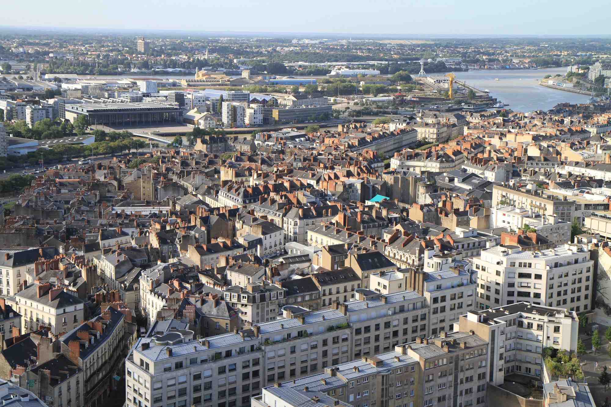 A Nantes, les volumes des propriétaires investisseurs ont diminué de -67% en un an.