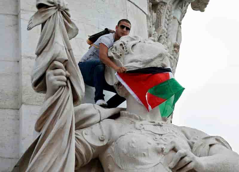 Rassemblement pro-palestinien à Paris malgré interdiction