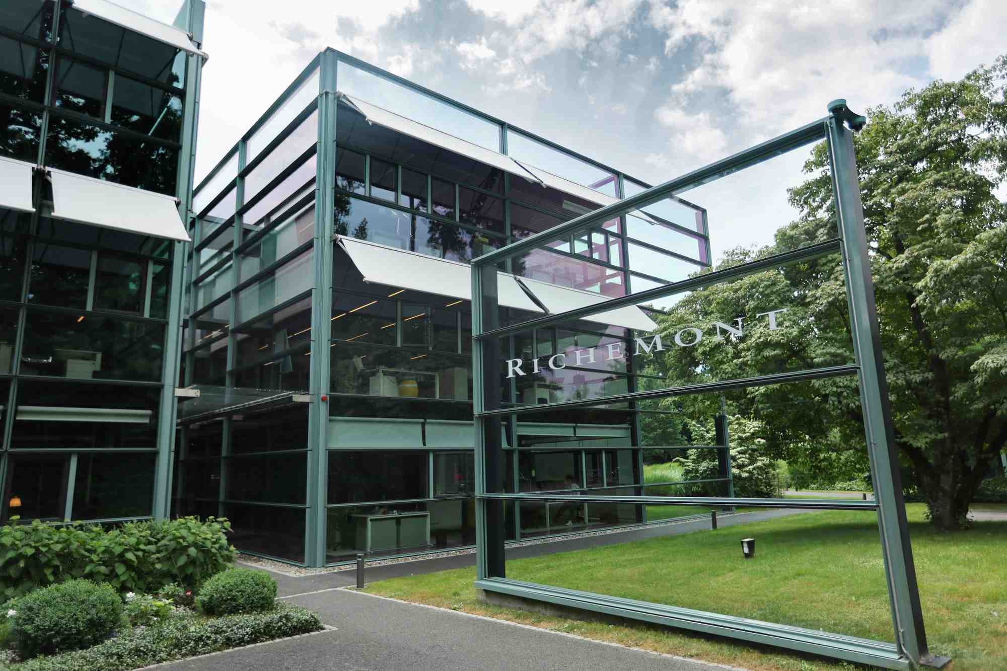 Le siege de richemont a bellevue pres de geneve