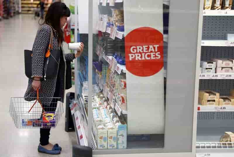 Baisse des ventes au detail en grande-bretagne