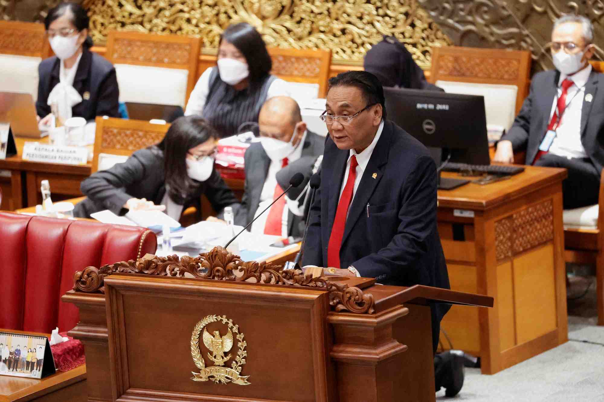 Le parlement indonesien adopte un nouveau code penal