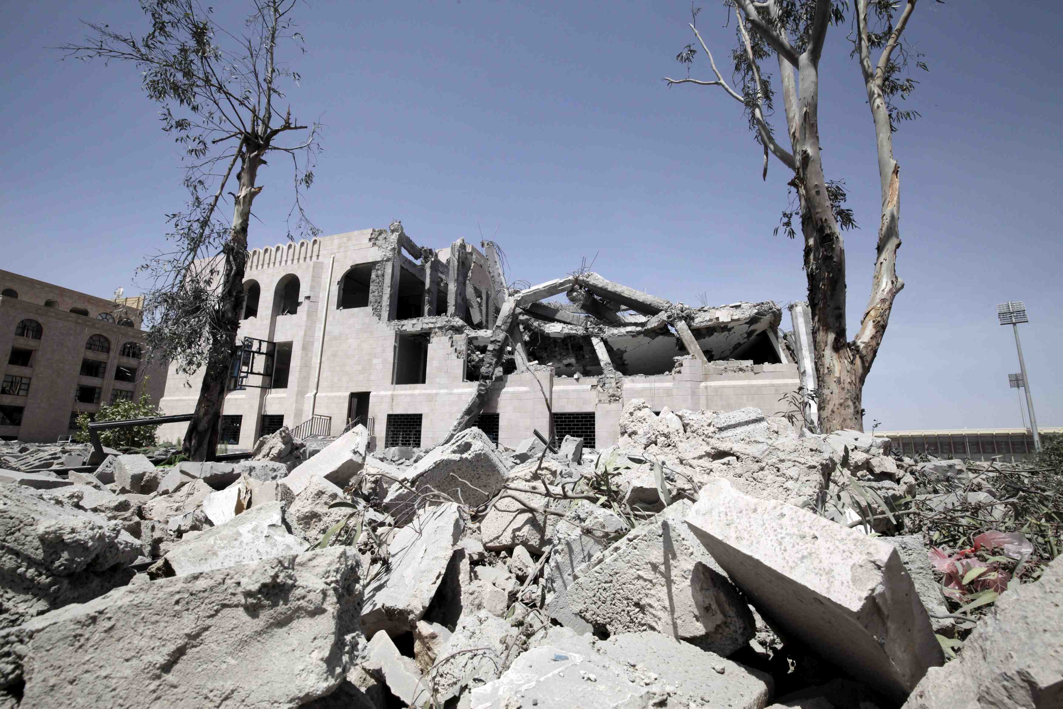 Raids aeriens de la coalition saoudienne au yemen