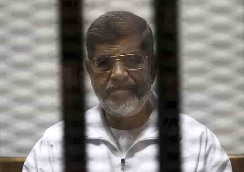 Egypte: morsi condamne a 25 ans dans une affaire liee au qatar