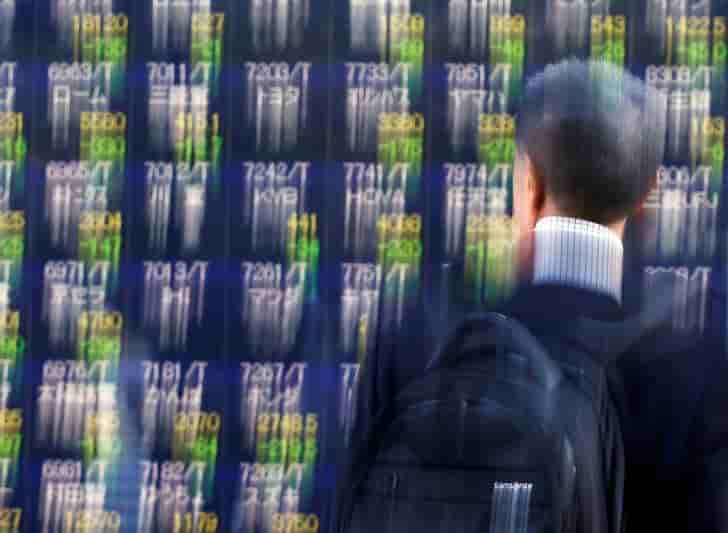 L'indice nikkei finit en legere hausse de 0,06%