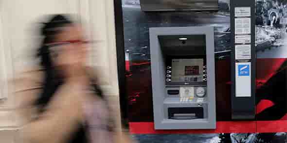 Le secteur bancaire recrute des jeunes en alternance : 300 postes sont à pourvoir sur la seule région Occitanie.