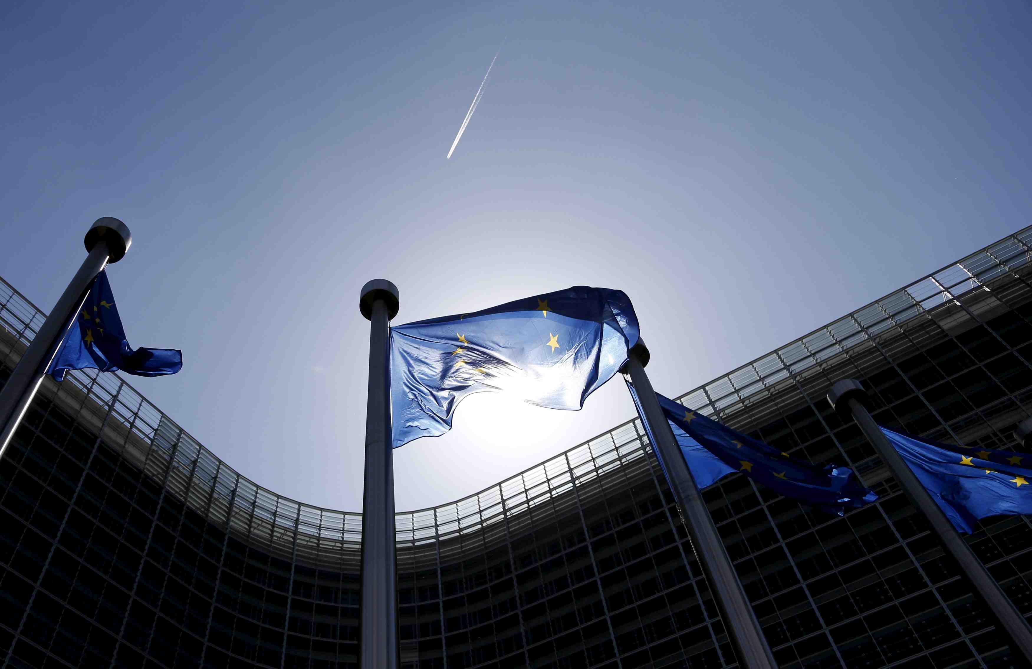 Bruxelles ouvre une enquete antidumping sur l'acier russe et chinois