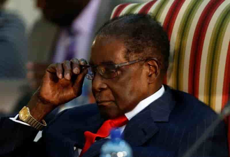 L'oms retire a mugabe son titre d'ambassadeur de bonne volonte