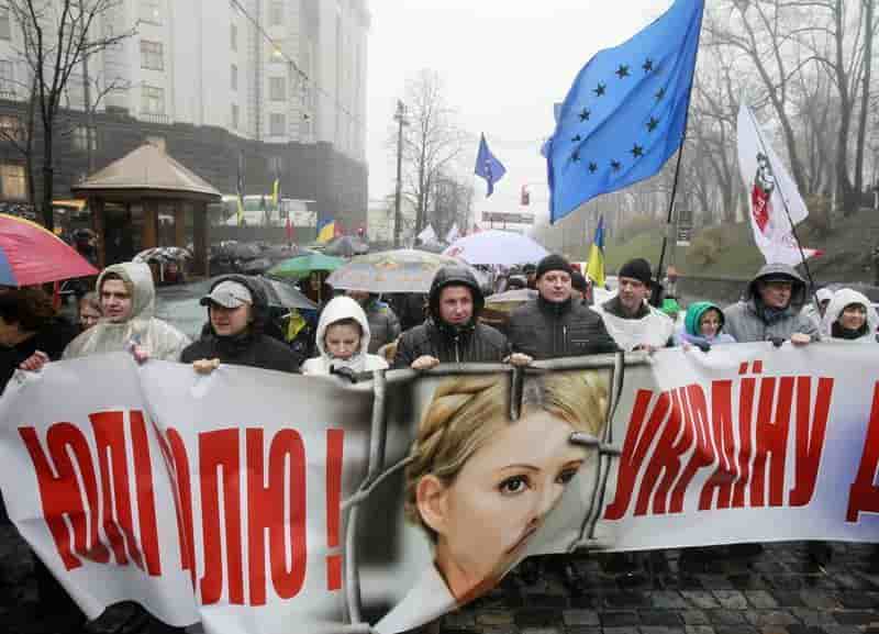 Timochenko en grève de la faim pour soutenir les pro-Europe