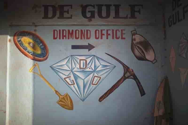 Un belgo-americain arrete pour trafic de "diamants de sang"