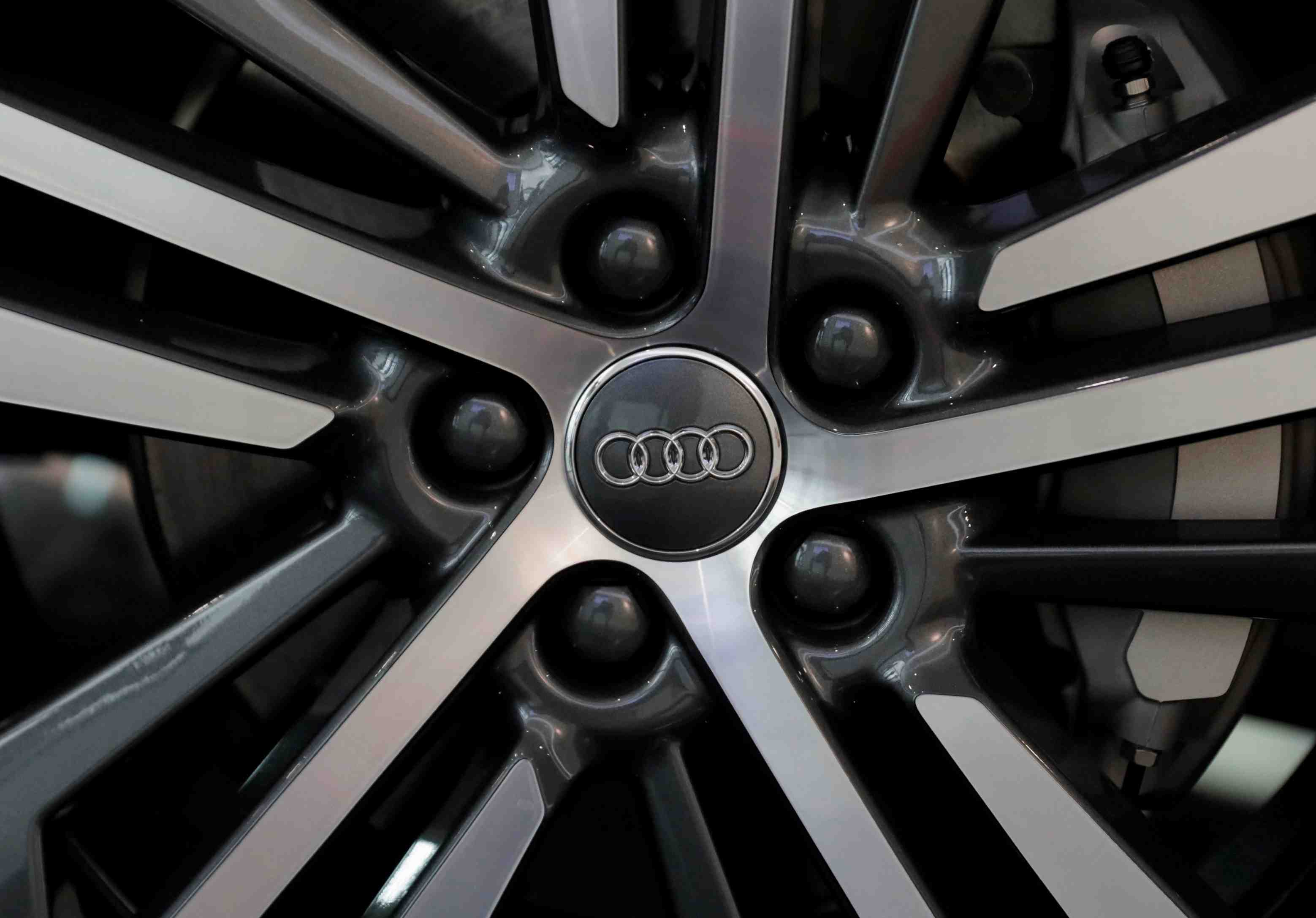 Dieselgate: audi paiera 800 millions d'euros d'amende, abaissera sa prevision