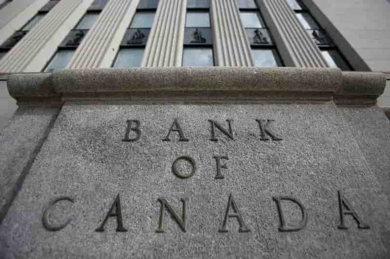 La banque du canada ne modifie pas sa politique, prone la prudence