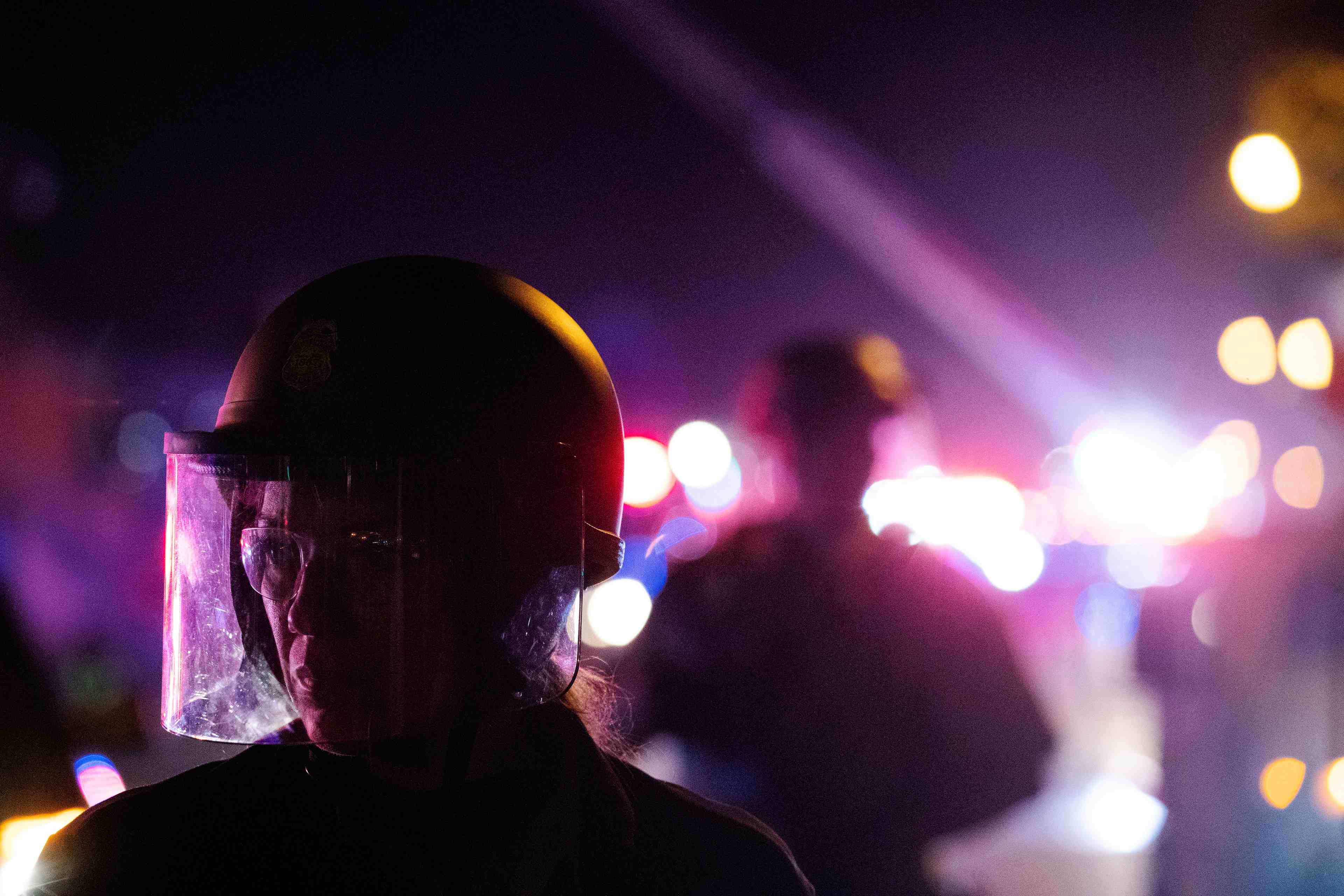 Usa: la colere s'etend aux usa malgre l'inculpation du policier de minneapolis
