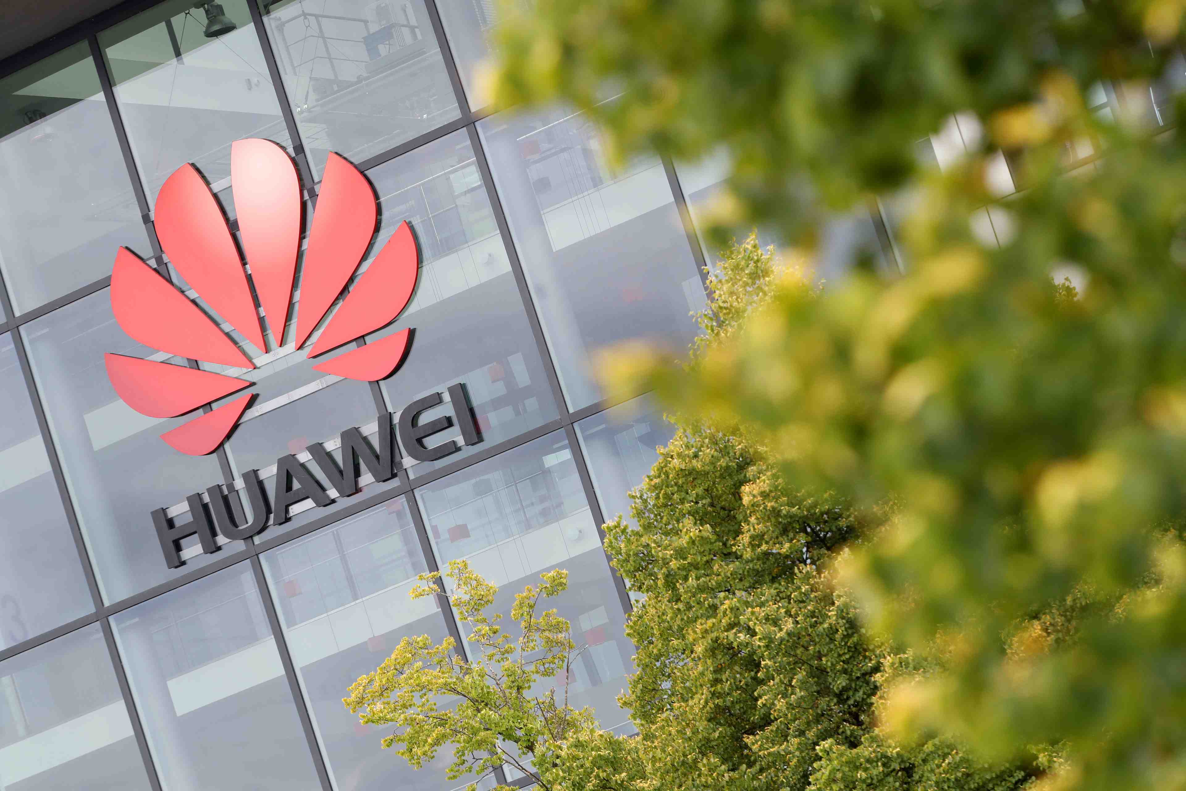 Les etats-unis durcissent les mesures contre huawei