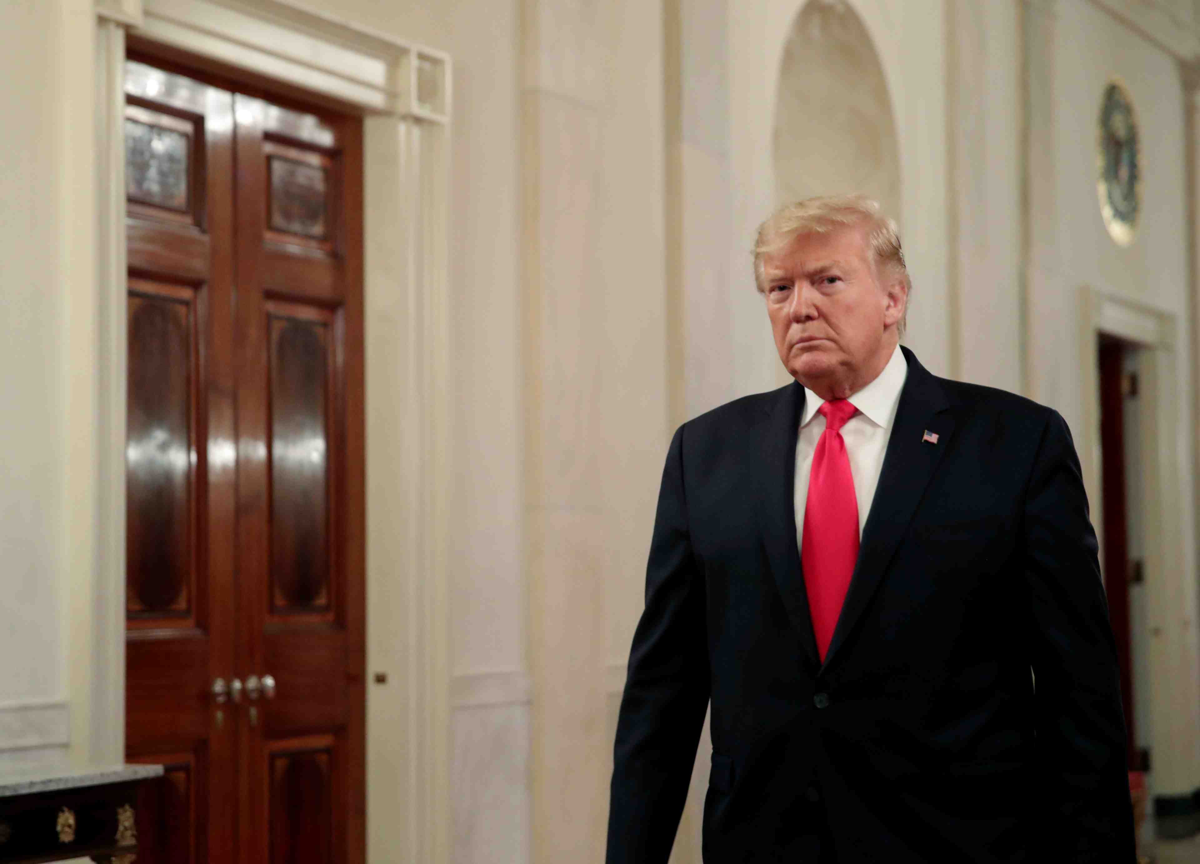 "impeachment": trump contredit par son ex-conseiller bolton