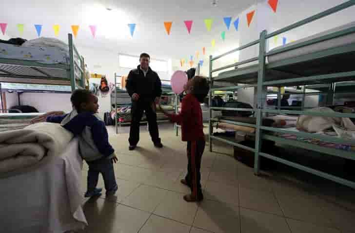 Le nombre d'enfants seuls arrives en italie a plus que double en 2016