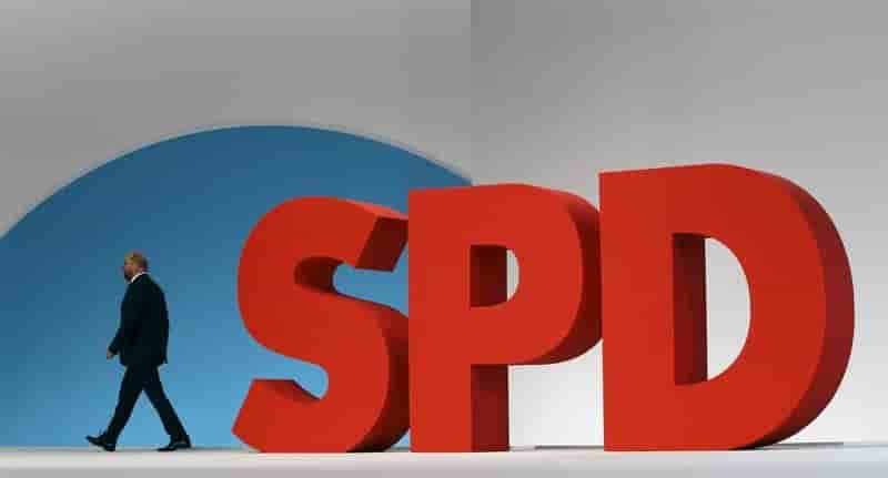 Le spd talonne le bloc conservateur en allemagne dans un sondage forsa