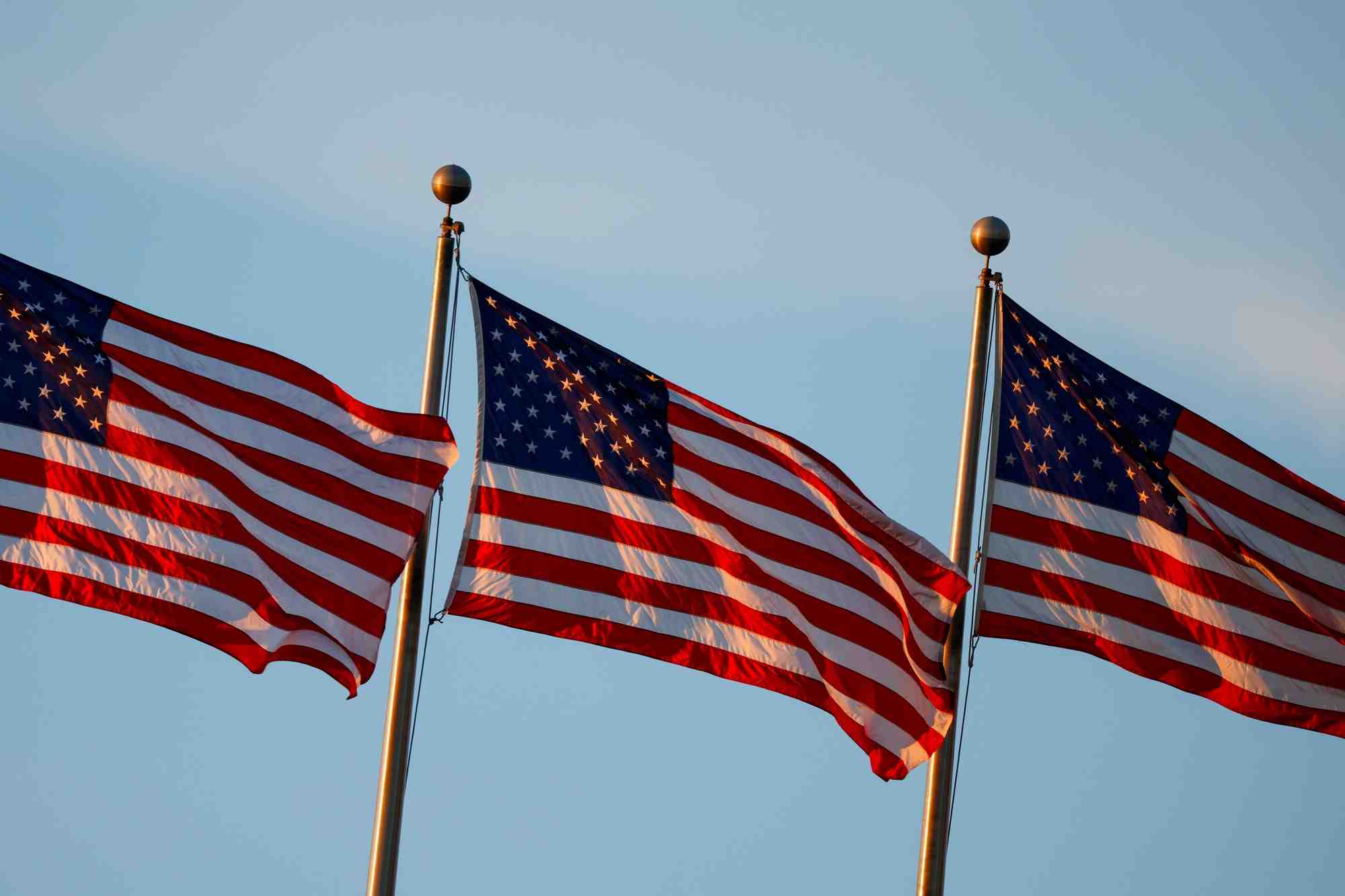 Des drapeaux americains
