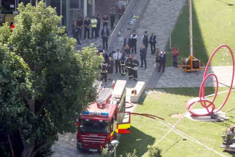 Le bilan de l'incendie a londres s'alourdit a 17 morts