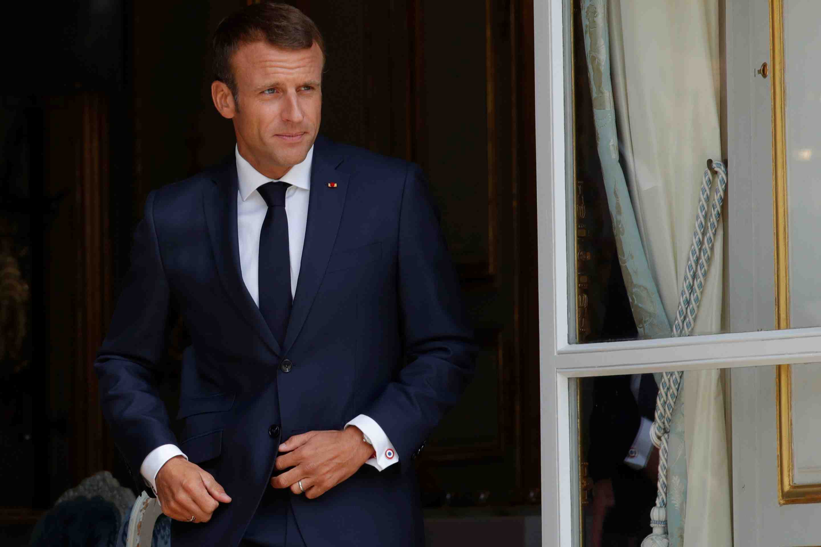 L'executif defend les propos de macron sur les chomeurs