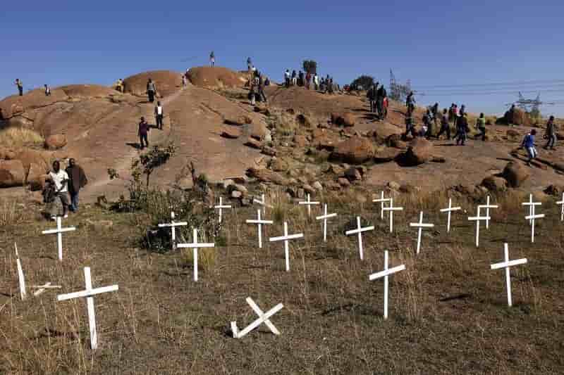La police sud-africaine en cause pour la tuerie de marikana