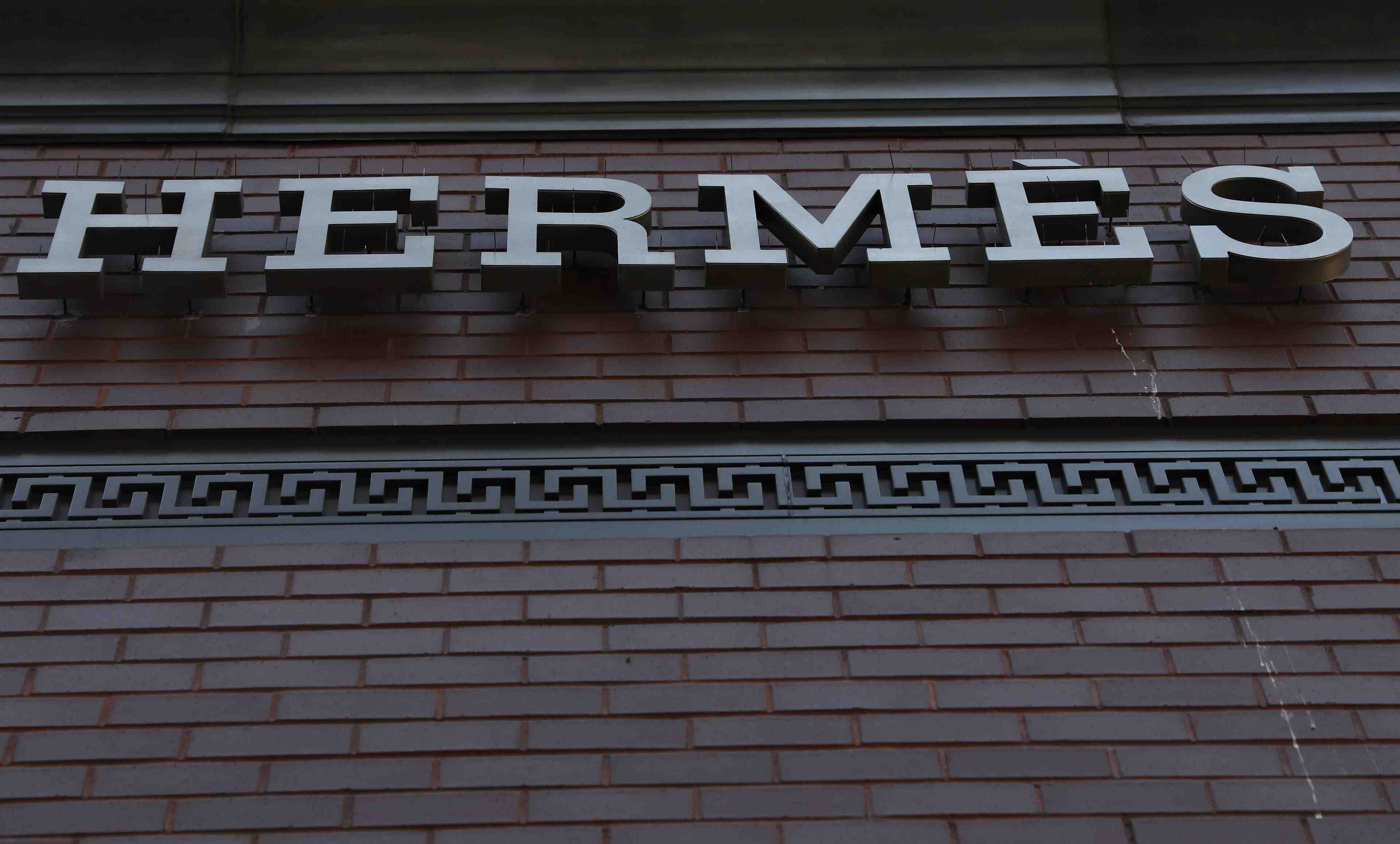 Hermes accelere la cadence au deuxieme trimestre, porte par la chine