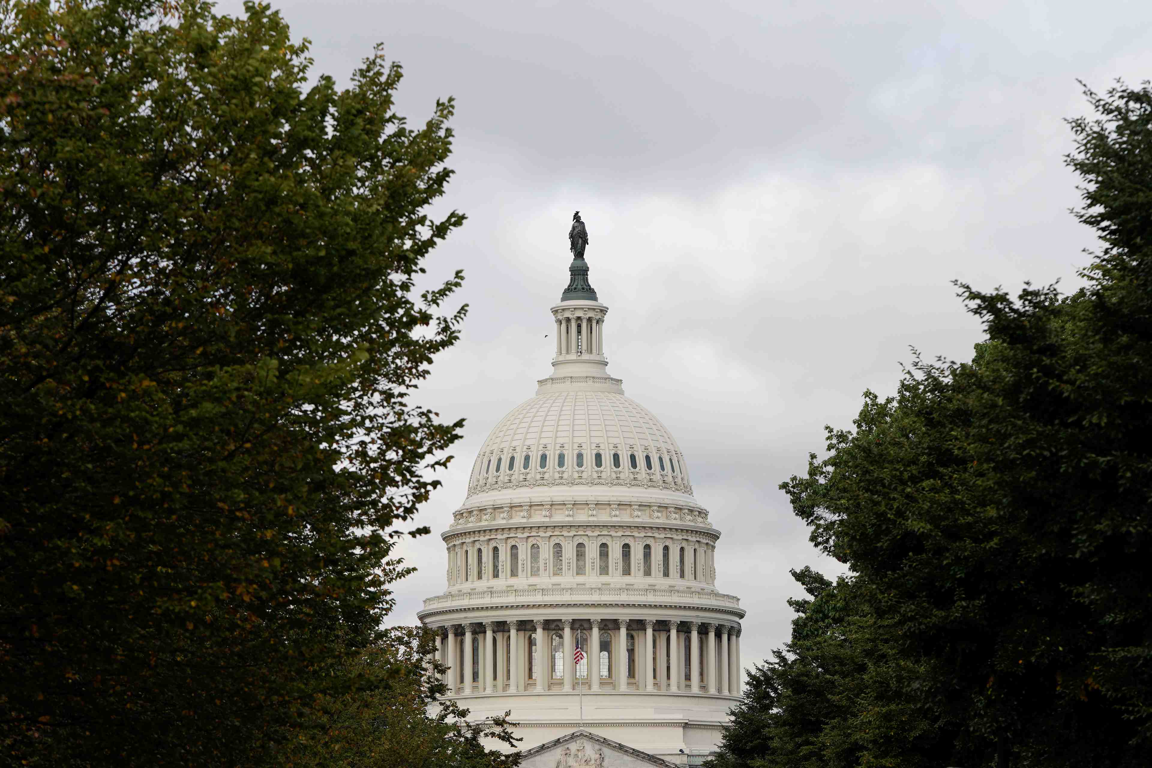 Usa: le senat approuve un relevement temporaire du plafond de la dette, evitant le defaut de paiement