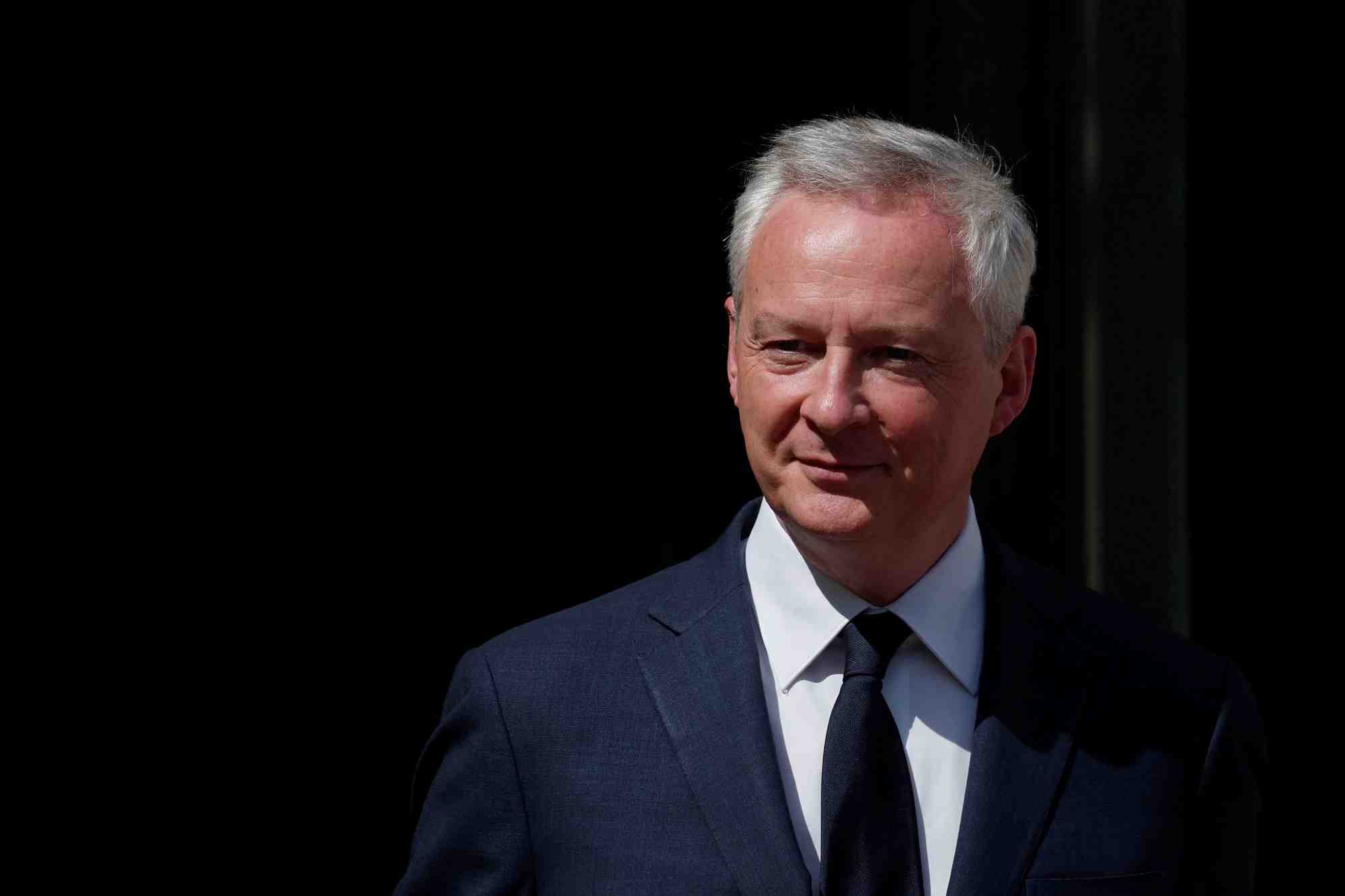 Photo de bruno le maire a paris