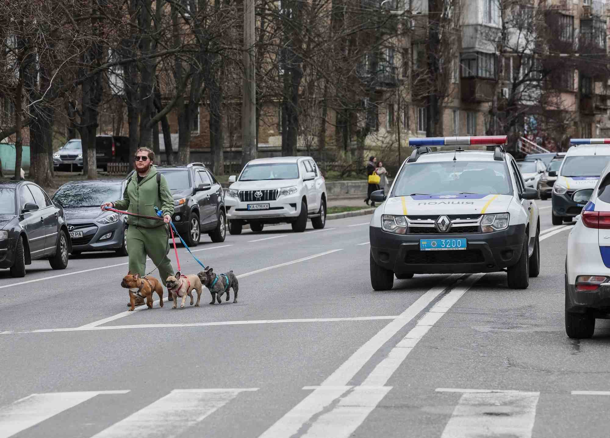 Zone proche du site d'un tir de missile russe a kyiv