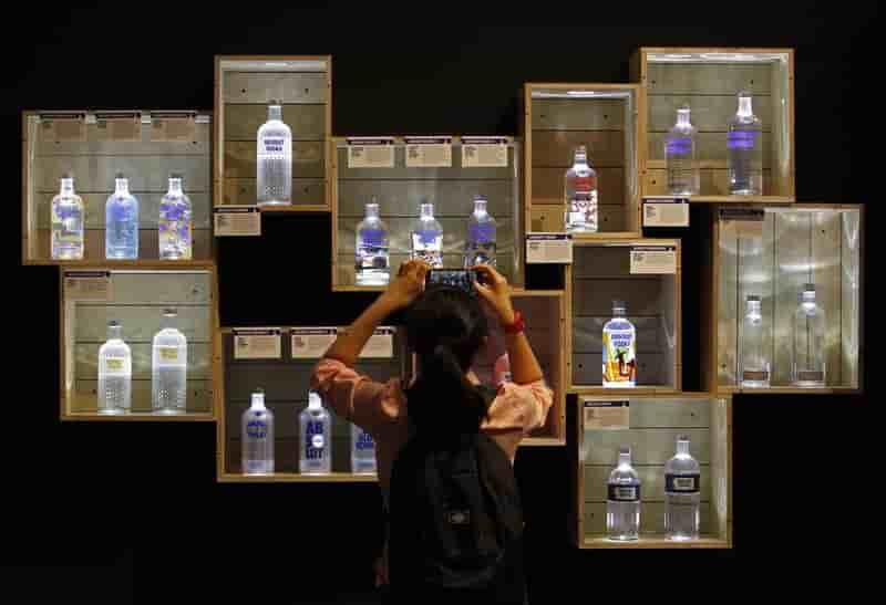 Pernod ricard ameliore ses resultats avec absolut et martell
