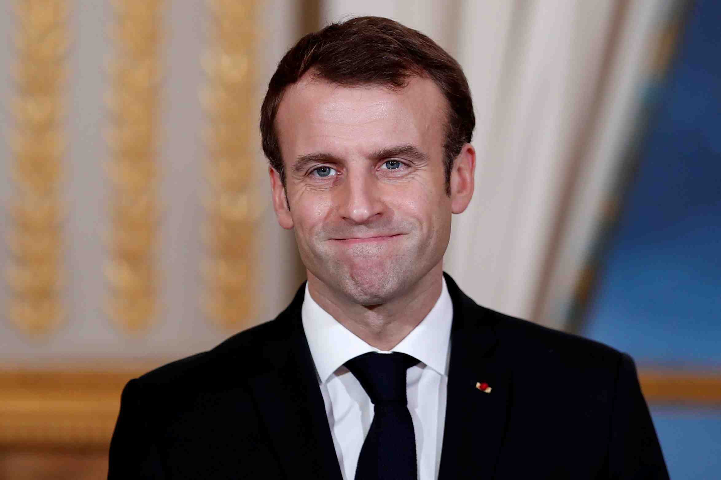 Macron s'engage a ce que le grand debat national soit suivi d'effets